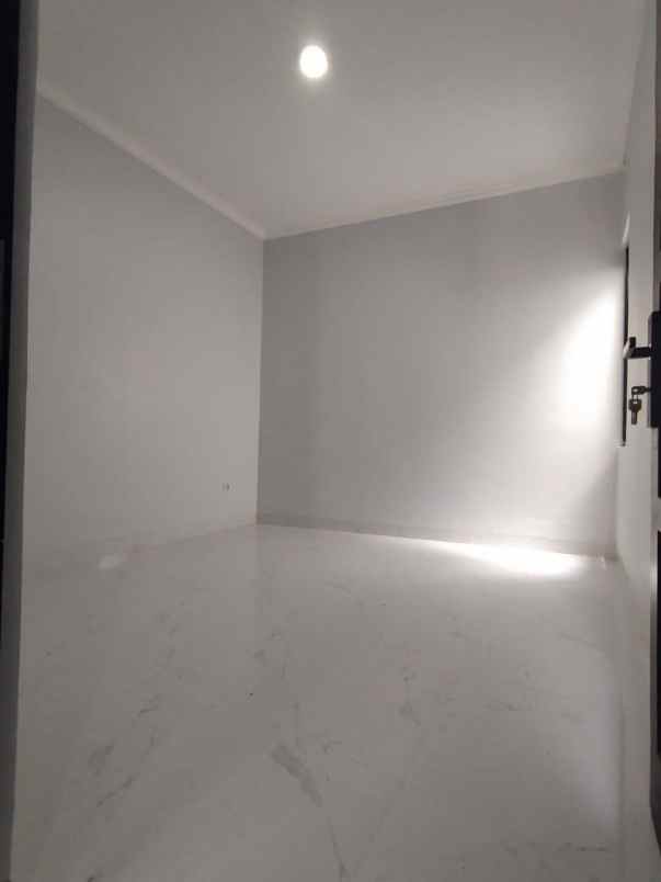 dijual rumah kalimulya cilodong depok