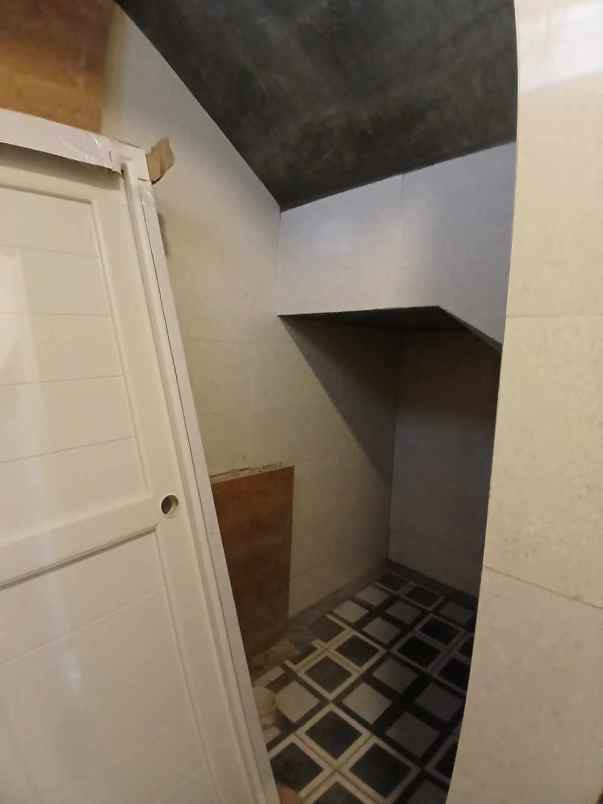 dijual rumah kalimulya depok