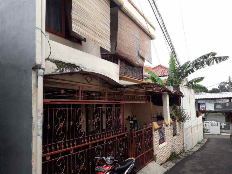 dijual rumah kalisari