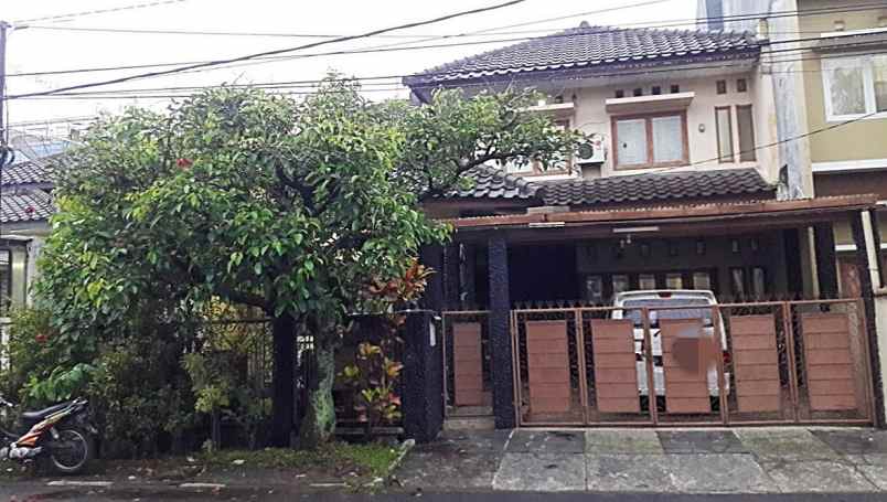 dijual rumah kawaluyaan indah