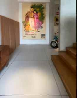 dijual rumah kayu putih