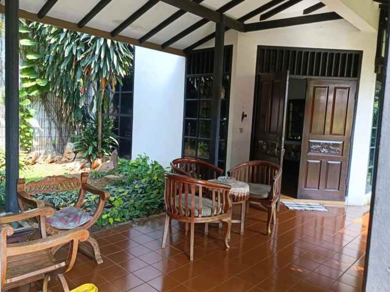 dijual rumah kayumas