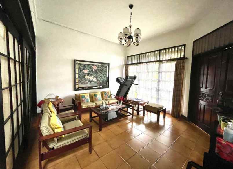 dijual rumah kayumas