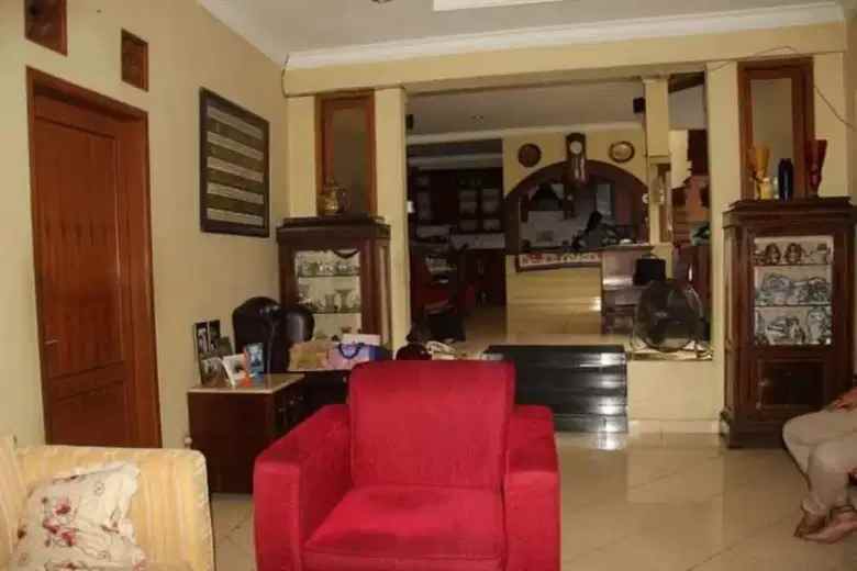 dijual rumah kebayoran lama