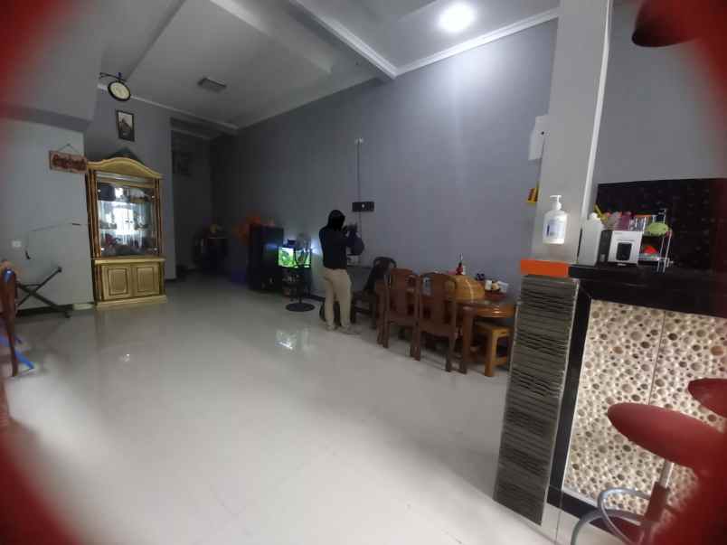 dijual rumah kebon bawang