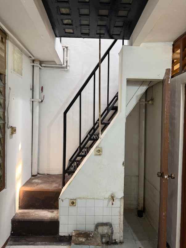 dijual rumah kelapa gading