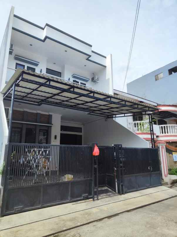 dijual rumah kelapa puyuh ii
