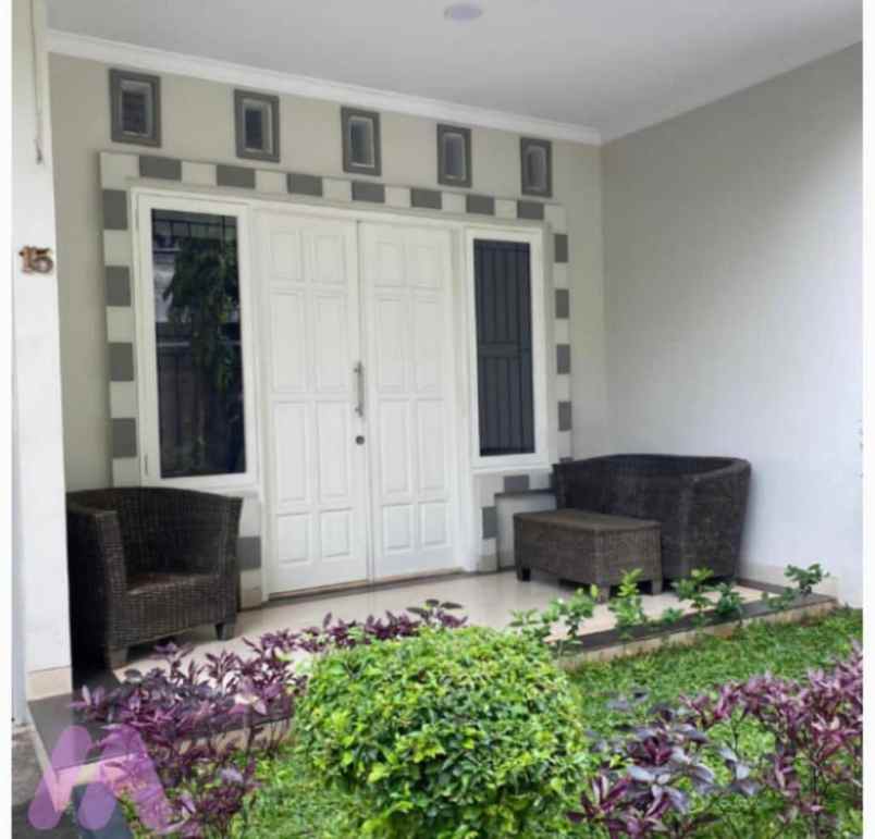 dijual rumah kemang