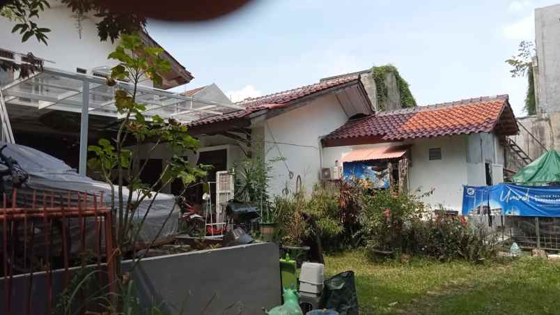 dijual rumah kembangan selatan jakarta