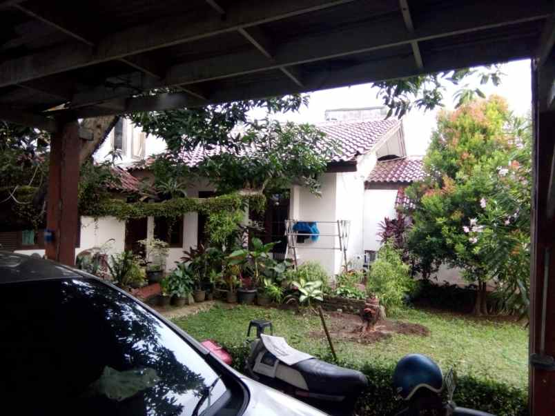dijual rumah kembangan selatan jakarta