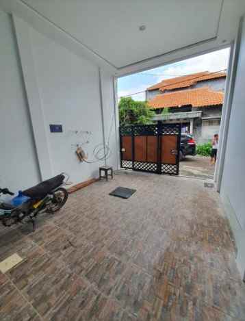 dijual rumah keputih tegal