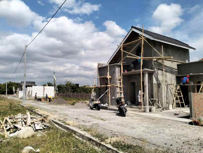 dijual rumah kertonatan kartasura