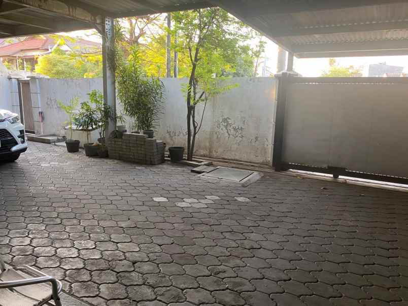 dijual rumah klampis indah surabaya timur