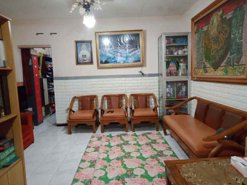 dijual rumah klojen