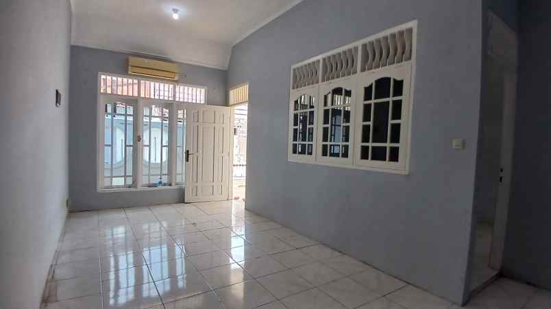 dijual rumah komp beacukai sukapura