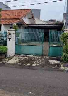 dijual rumah komplek deplu fatmawati