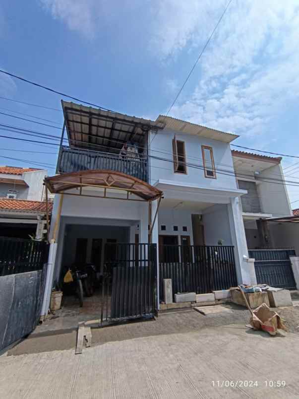 dijual rumah komplek gba 3 ciganitri