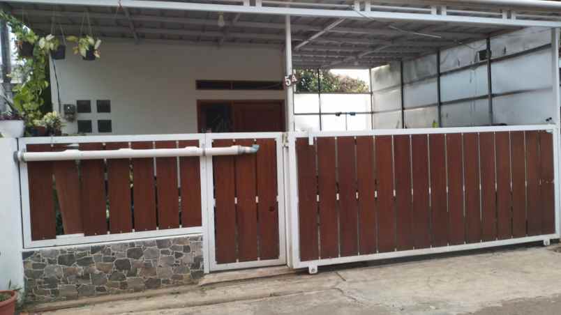 dijual rumah komplek mandala jatihandap
