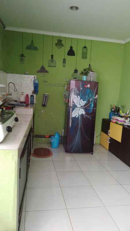 dijual rumah komplek mandala jatihandap