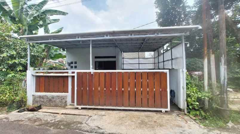dijual rumah komplek mandala jatihandap