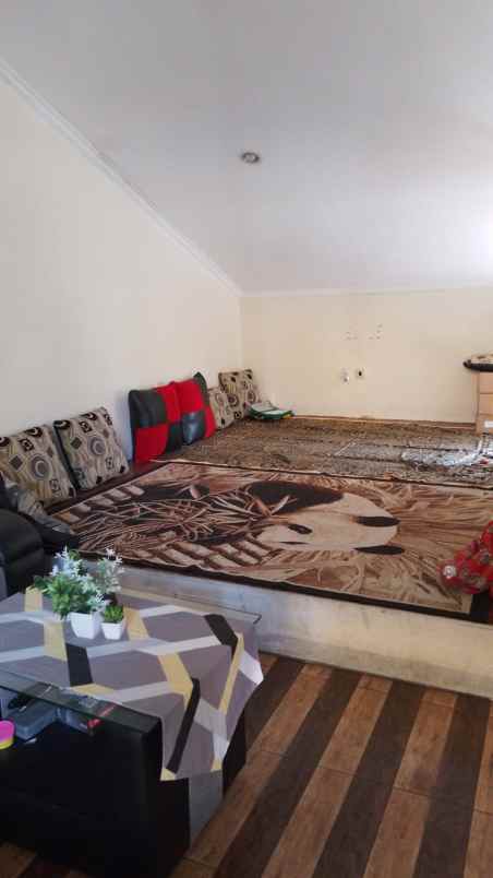 dijual rumah komplek mandala jatihandap