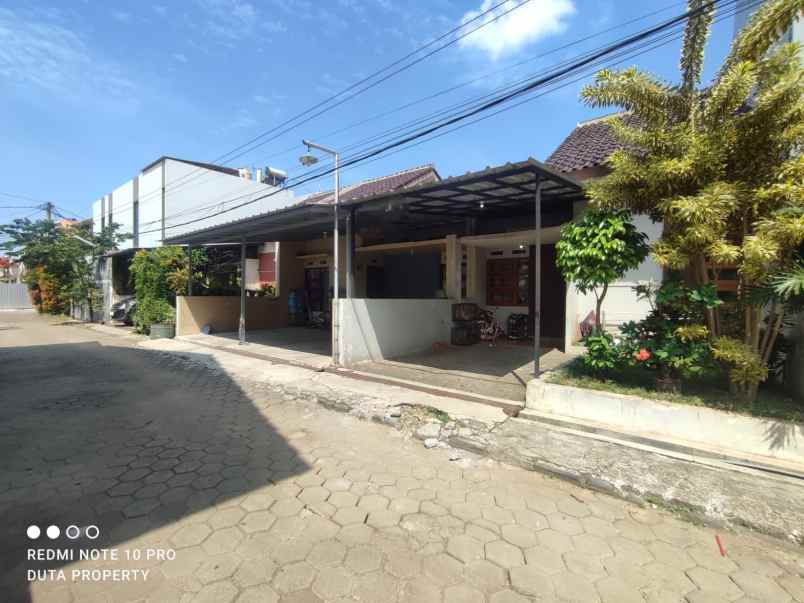 dijual rumah komplek sariwangi dekat polban