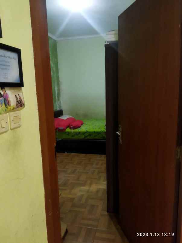 dijual rumah komplek sariwangi dekat polban