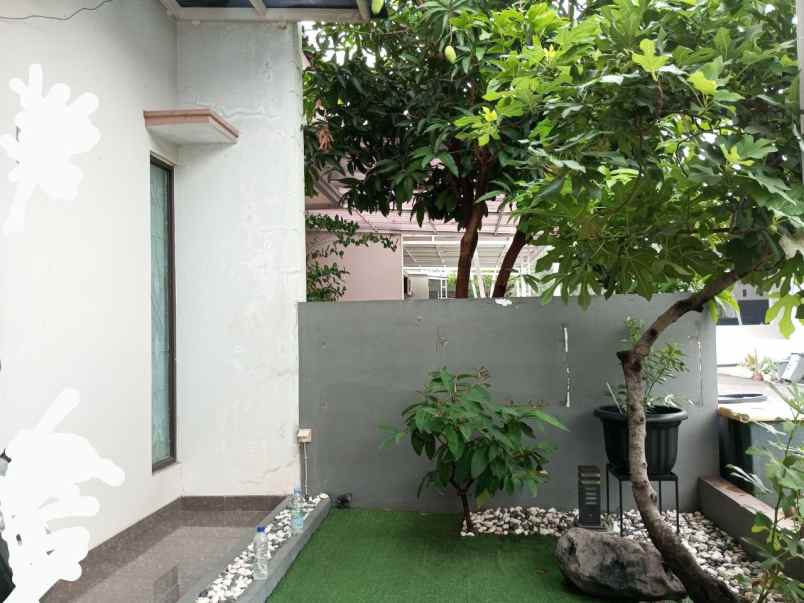 dijual rumah komsen