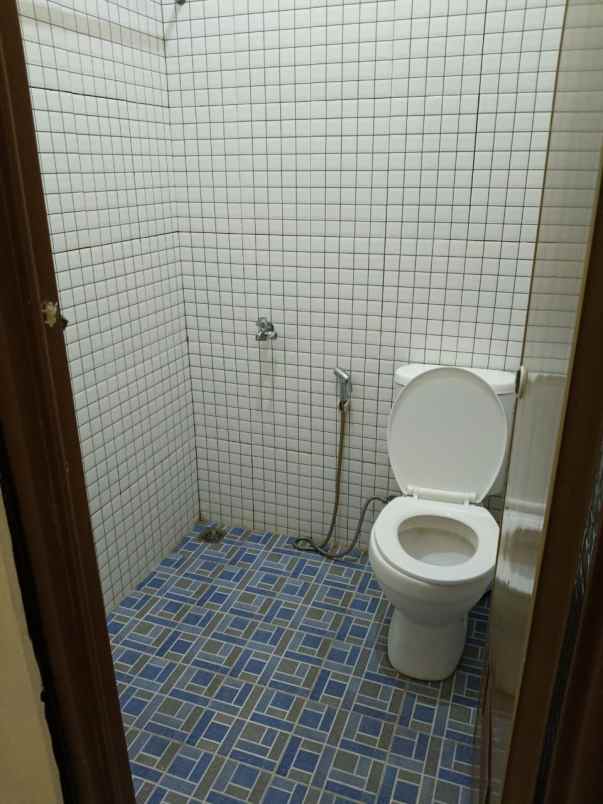 dijual rumah kost putri lokasi tlogomas kota malang