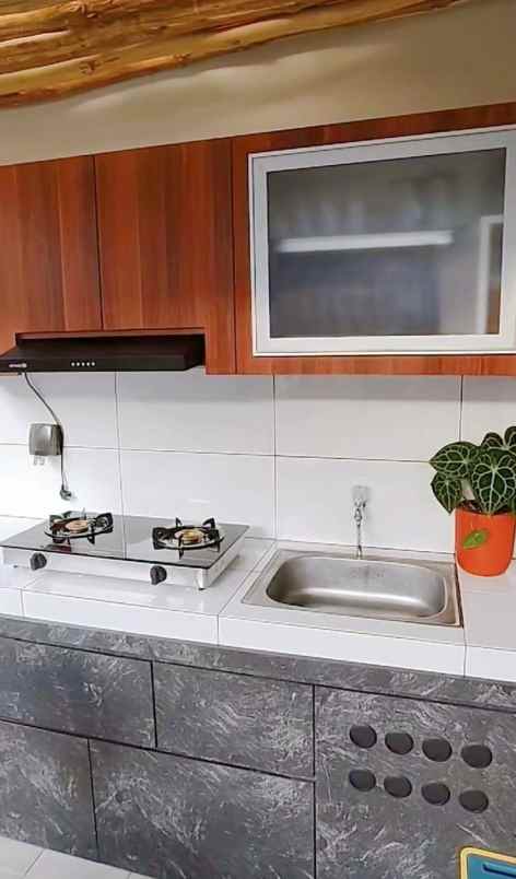 dijual rumah kota baru parahyangan