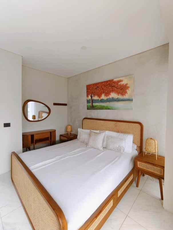 dijual rumah kota baru parahyangan