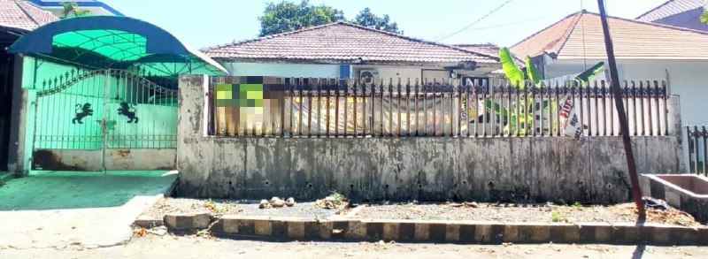 dijual rumah kris kencana