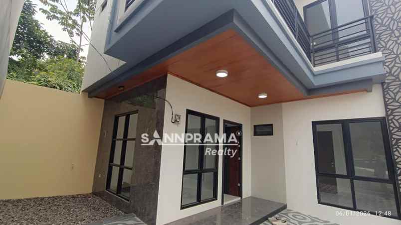 dijual rumah kukusan beji depok