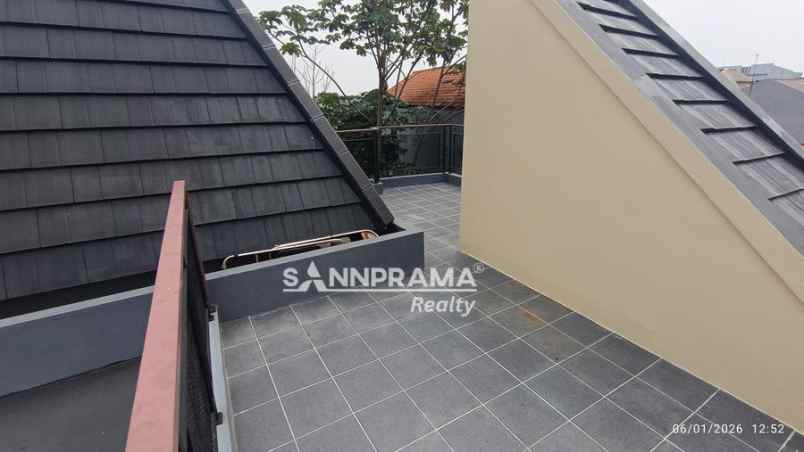 dijual rumah kukusan beji depok