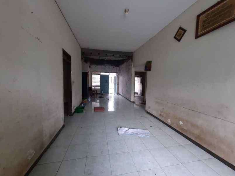 dijual rumah kutisari indah utara