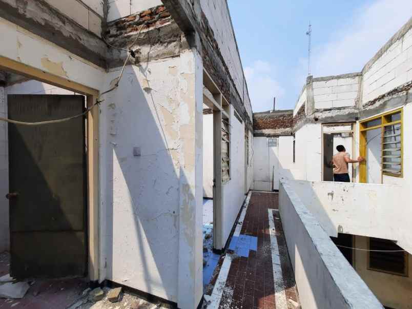 dijual rumah kutisari indah utara