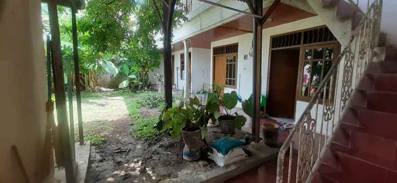 dijual rumah kutisari selatan kec