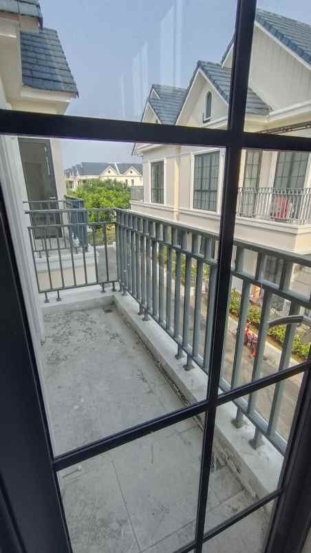 dijual rumah lavon ii cluster margonite