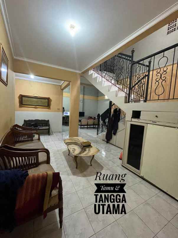 dijual rumah lembah hijau mekarsari depok