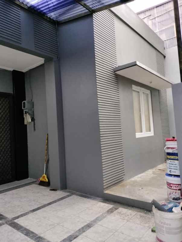 dijual rumah lenteng agung