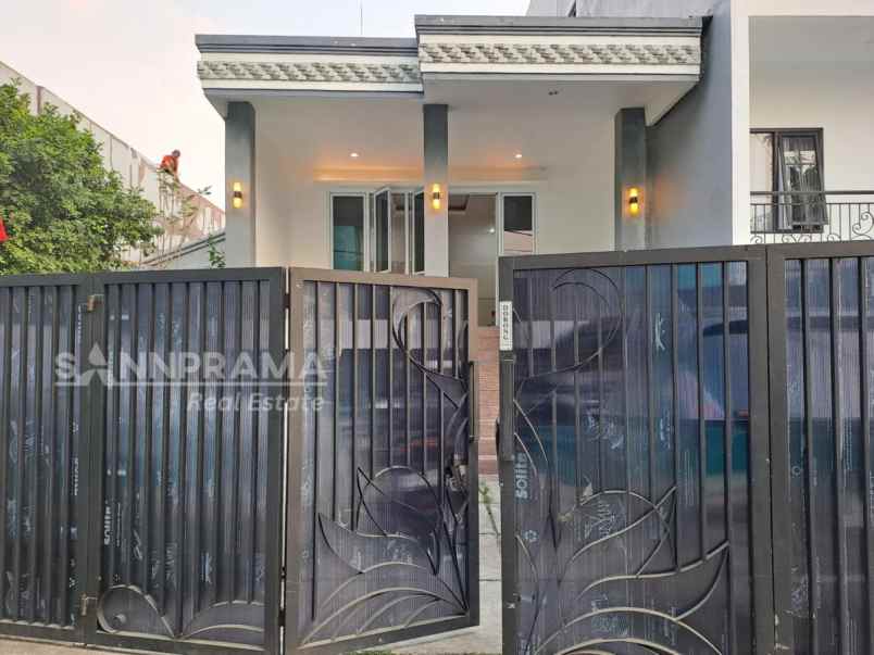 dijual rumah lenteng agung