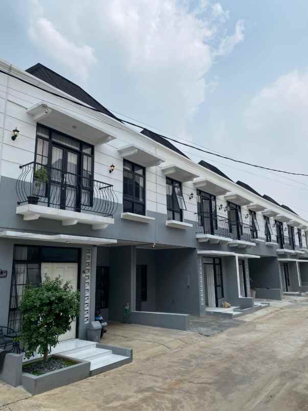 dijual rumah leuwinanggung tapos depok