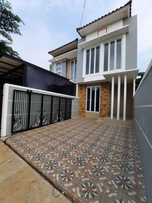 dijual rumah lokasi dekat dengan kantor