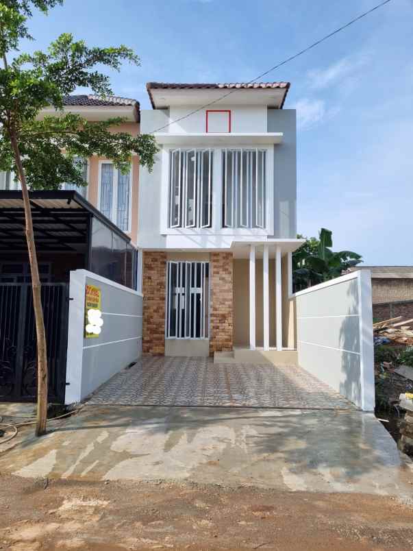 dijual rumah lokasi dekat dengan kantor