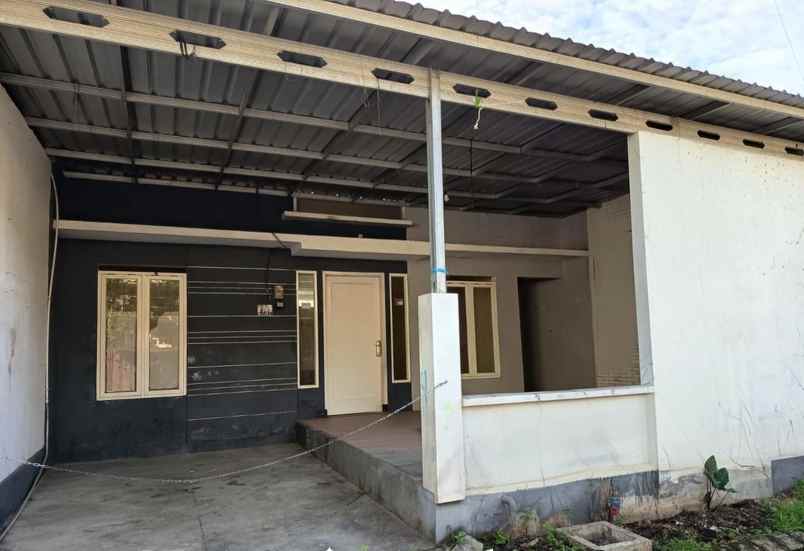 dijual rumah lokasi perumahan tasikmadu kota malang