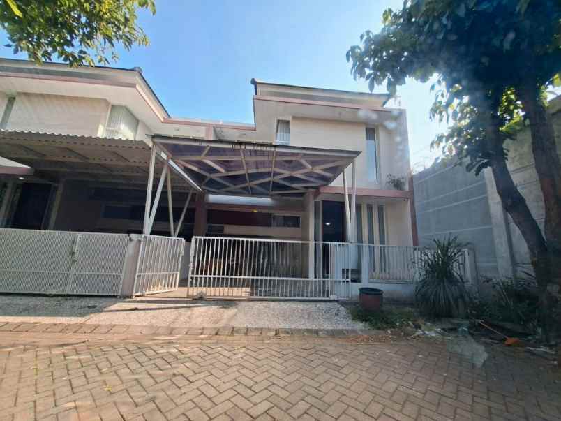 dijual rumah lokasi suhat kota malang