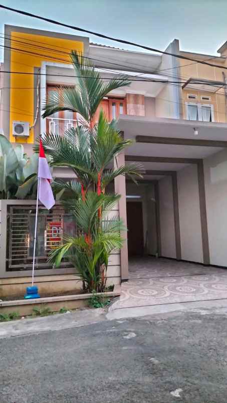 dijual rumah lowokwaru