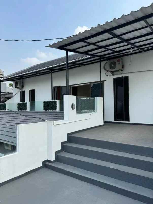 dijual rumah luas bagus siap huni di serpong park