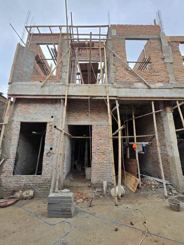 dijual rumah m kahfi 1 cipedak near