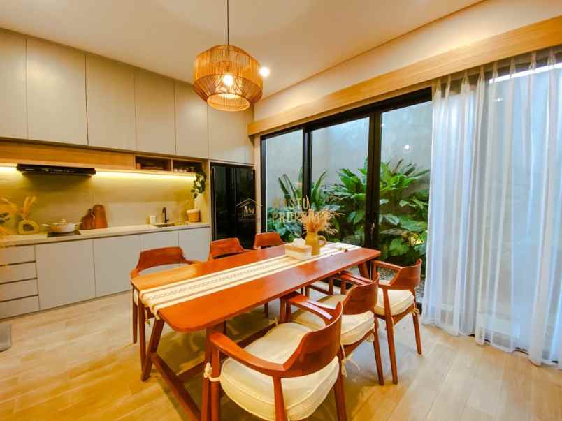 dijual rumah maguwoharjo depok sleman